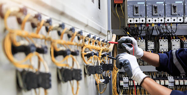 Professional Electrician technician working in Timberwood Park, TX